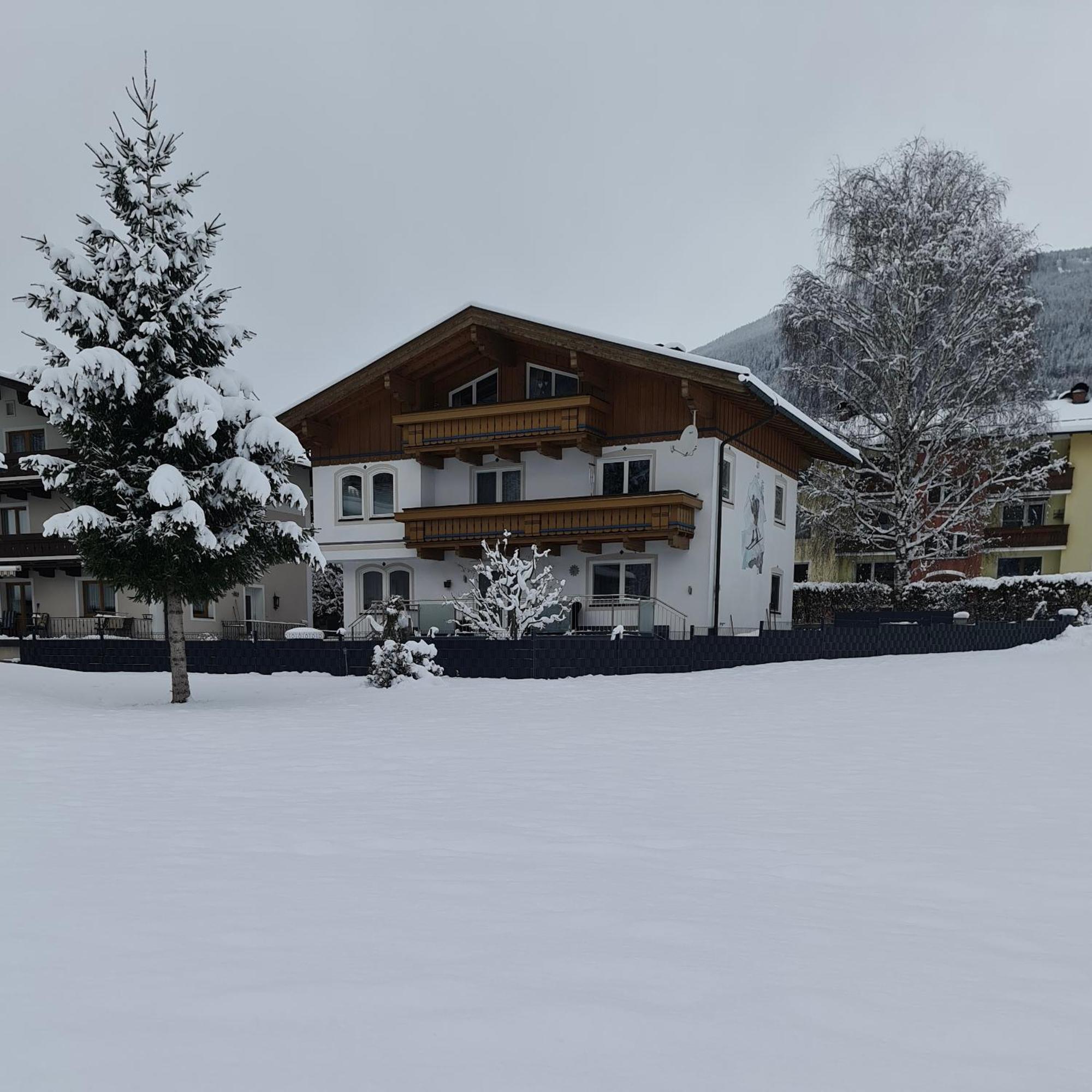 Appartement Monika Neukirchen am Grossvenediger Luaran gambar